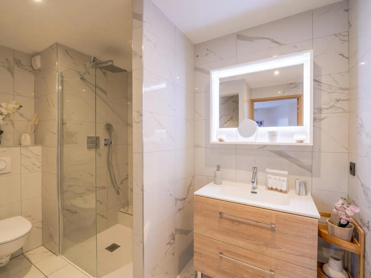 Appartement Haut Standing Pres Des Pistes Avec Parking, Wifi - Fr-1-563-128 Courchevel France